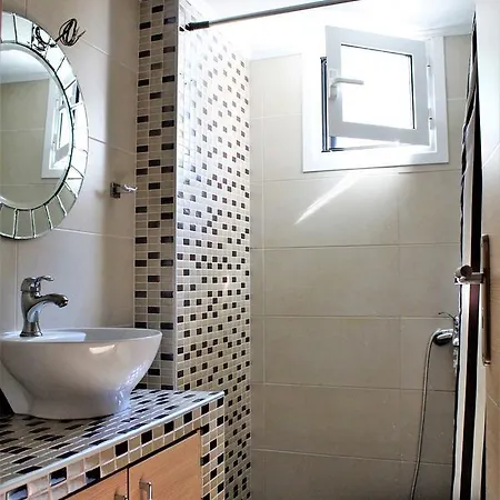 بيت للعطل Elinas Maisonette Episkopos *