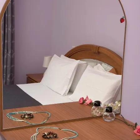 Elinas Maisonette Episkopos Lefkáda