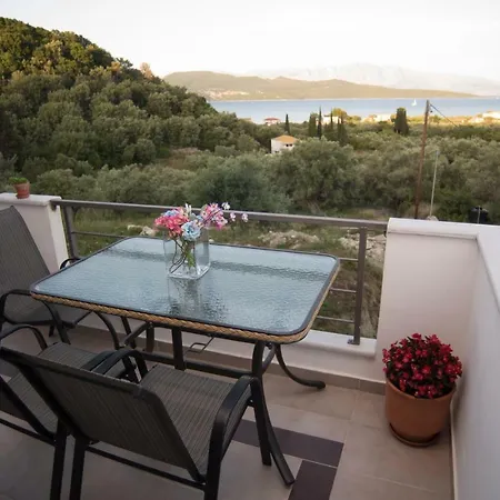 Elinas Maisonette Episkopos بيت للعطل *